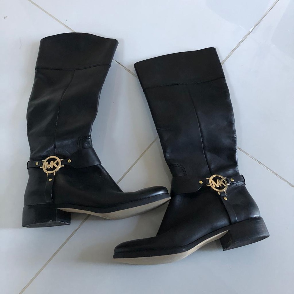 Michael Kors boots size 39 1/2 (9 1/2)